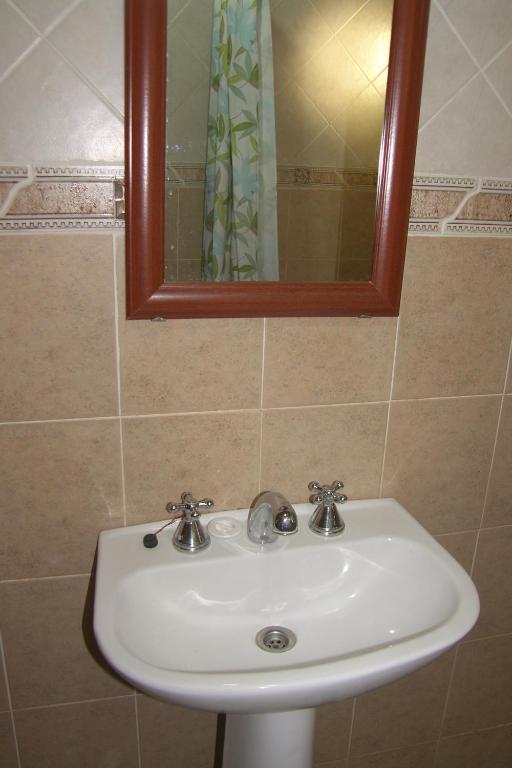 Posada Iguazu Royal ปูแอร์โตอีกวาซู ห้อง รูปภาพ