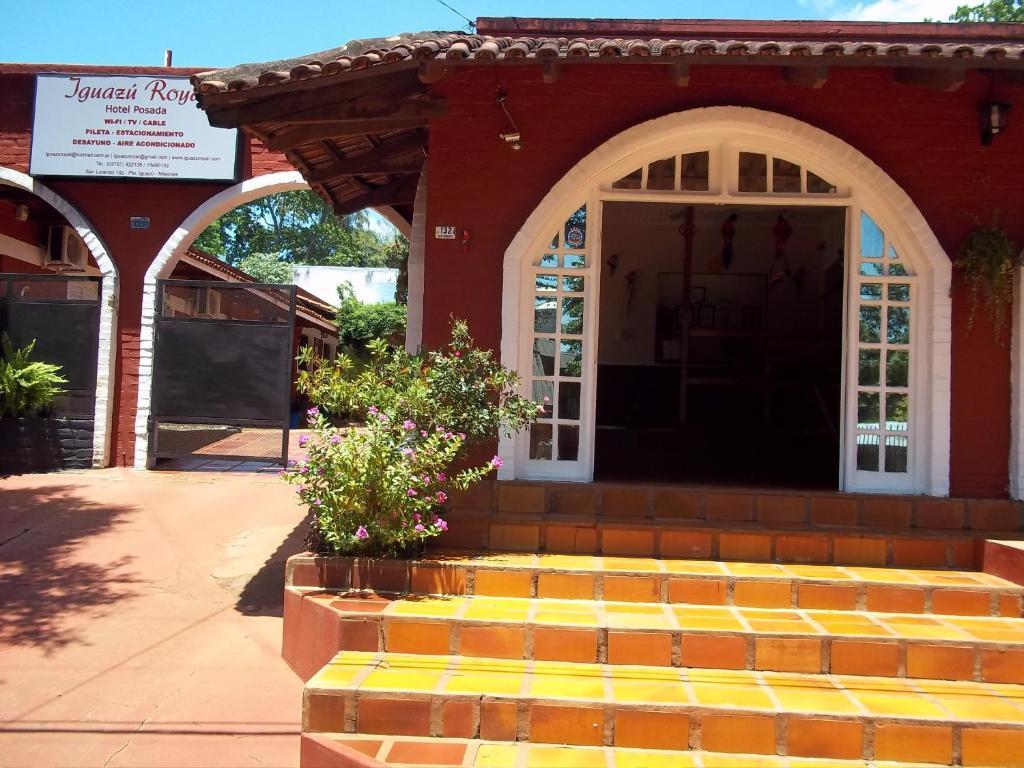 Posada Iguazu Royal ปูแอร์โตอีกวาซู ภายนอก รูปภาพ
